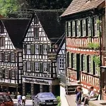 Zur Alten Bruecke بيت ضيافة