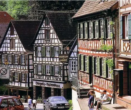 Gasthuis Zur Alten Bruecke Schiltach