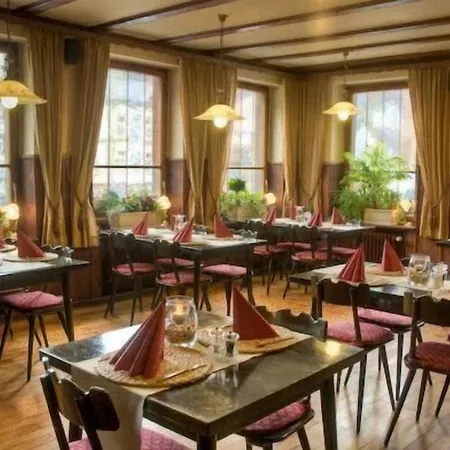 게스트하우스 Zur Alten Bruecke 3*