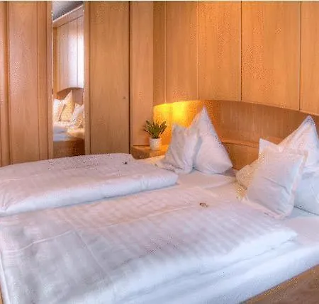 Zur Alten Bruecke 3* 쉴타크